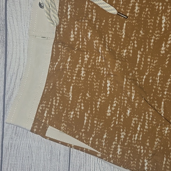 Vuori Men's Cruise Boardshort Caramel Slub Size 38 NWT - Picture 4 of 12